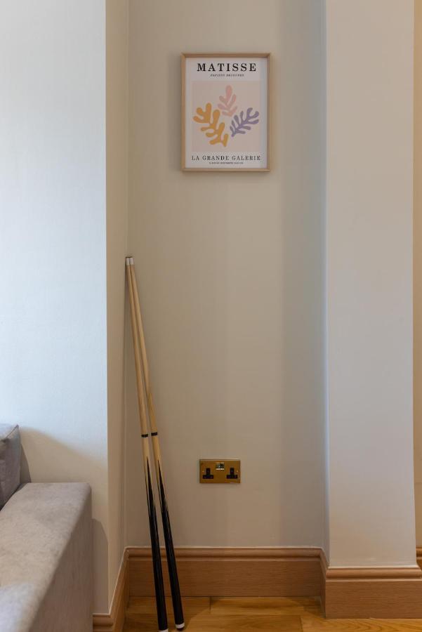 Holiday home Flatzy - Stunning By Lark Lane With Pool Table Liverpool